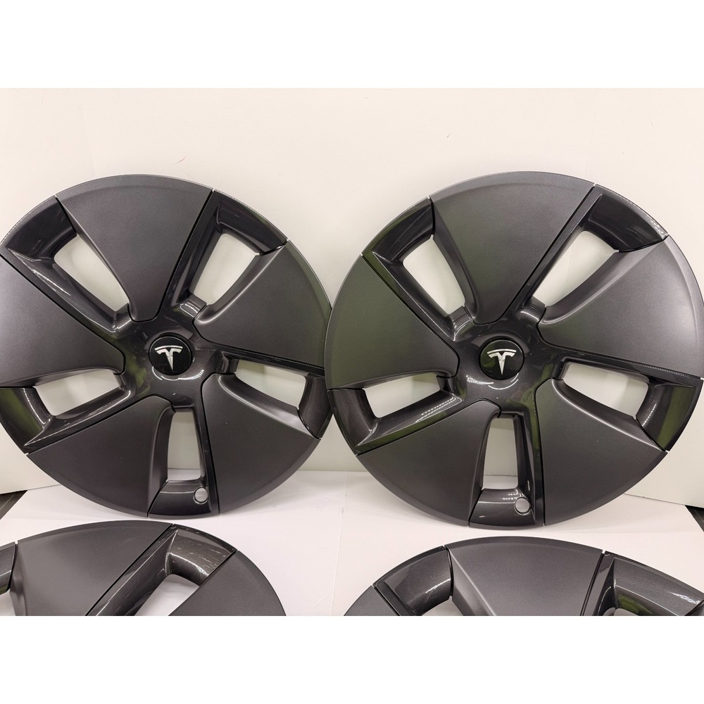 GENUINE Tesla AERO 18" Wheel Hubcap 2017-23 Model 3, w/protective bag, Set of 4 - Picture 2 of 10